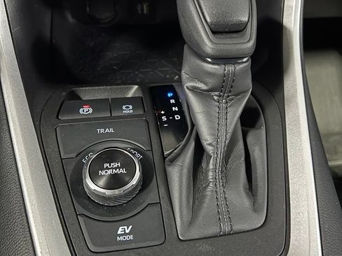Certified 2024 Toyota RAV4 AWD Hybrid image 25