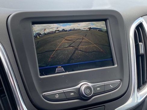Used 2019 Chevrolet Equinox LT FWD image 11