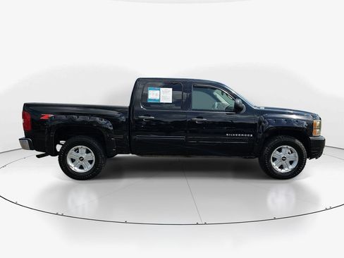 Used 2009 Chevrolet Silverado 1500 LT w/ Power Pack Plus AWD/4WD image 5