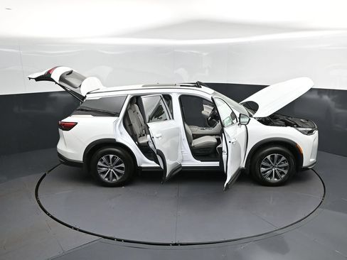 Certified 2026 INFINITI QX60 Pure w/ Cargo Package FWD image 51