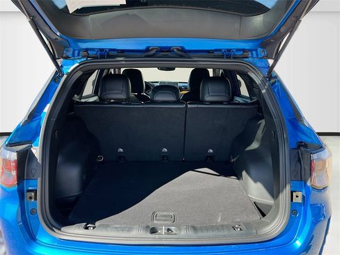 Used 2024 Jeep Compass Limited image 25