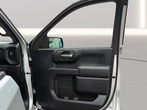 Used 2022 Chevrolet Silverado 1500 Custom w/ LPO, Dark Essentials Package AWD/4WD image 16