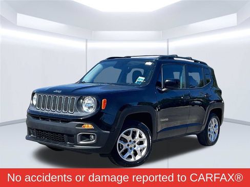 Used 2015 Jeep Renegade Latitude w/ Popular Equipment Group AWD/4WD image 2