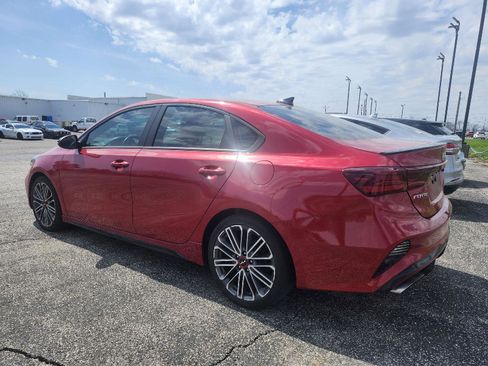 Used 2023 Kia Forte GT image 3