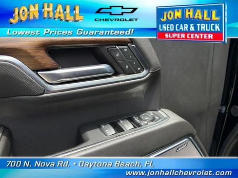 Used 2024 Chevrolet Silverado 2500 High Country w/ High Country Premium Package AWD/4WD image 27