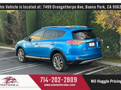 Used 2017 Toyota RAV4 Limited image 9