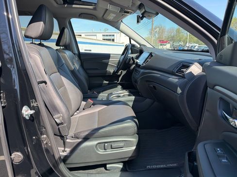 Used 2023 Honda Ridgeline RTL-E image 25