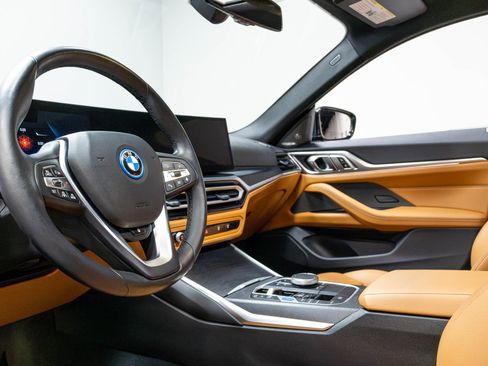 Used 2023 BMW i4 eDrive35 RWD image 8