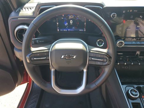 Used 2023 Chevrolet Colorado Z71 image 16