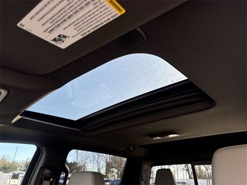 Used 2025 Chevrolet Silverado 1500 LTZ w/ LTZ Premium Package image 34