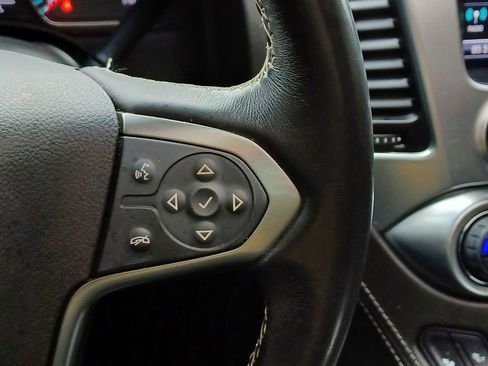 Used 2019 Chevrolet Tahoe LT w/ Luxury Package image 18