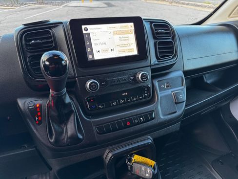 Used 2023 RAM ProMaster 2500 image 22