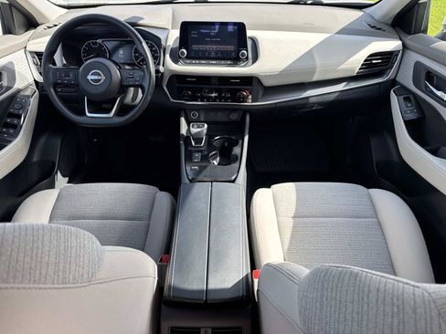 Used 2023 Nissan Rogue SV FWD image 28