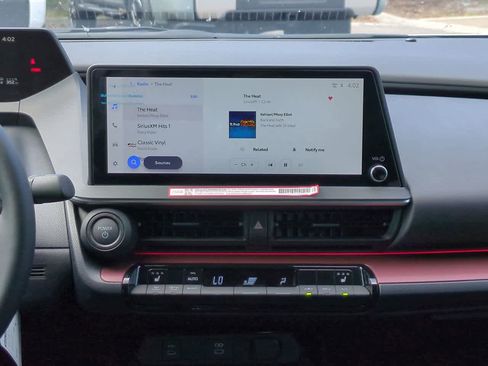 New 2026 Toyota Prius Plug-In Hybrid FWD image 17