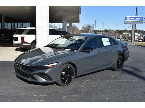 New 2026 Hyundai Elantra Sport image 1