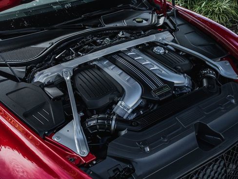 Used 2024 Bentley Continental GT Speed image 28