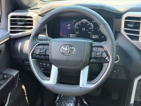 Used 2024 Toyota Tundra Platinum AWD/4WD image 22