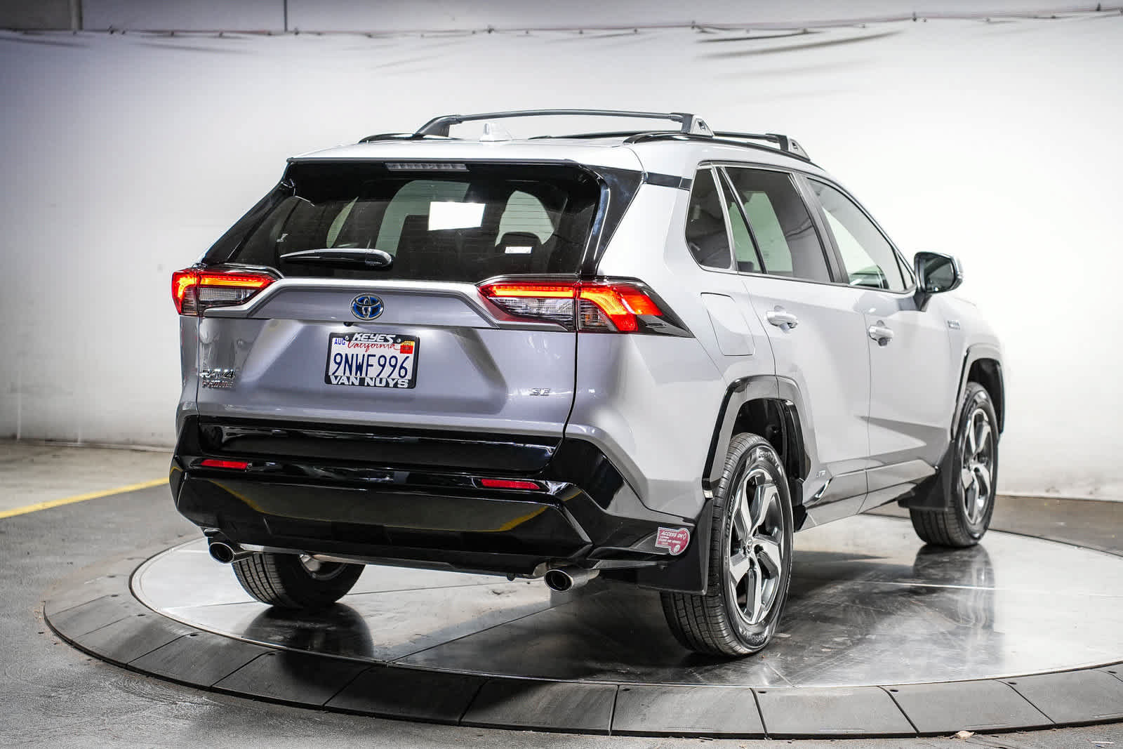Certified 2024 Toyota RAV4 SE w/ Weather & Moonroof Package AWD/4WD image 5