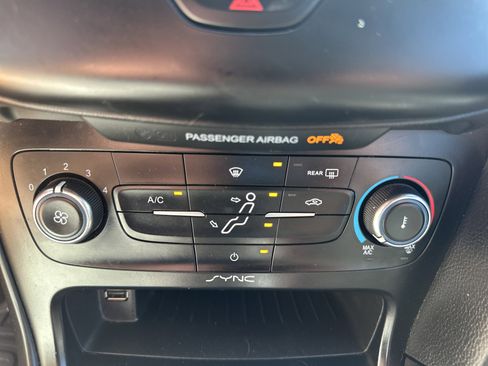 Used 2018 Ford Focus ST FWD image 17