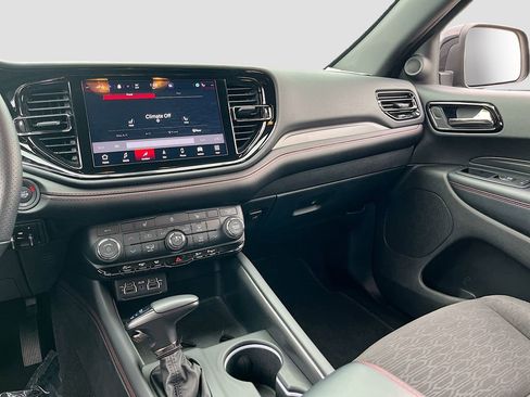 Certified 2025 Dodge Durango GT w/ Blacktop Package image 23