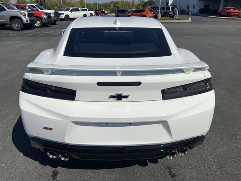 Used 2018 Chevrolet Camaro SS image 7