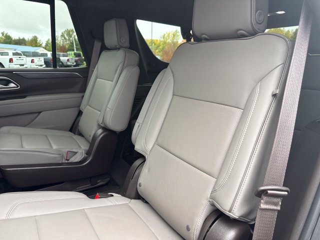 Used 2022 GMC Yukon SLT w/ SLT Luxury Package AWD/4WD image 15
