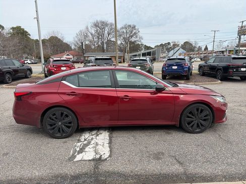 Used 2020 Nissan Altima 2.5 SR image 6