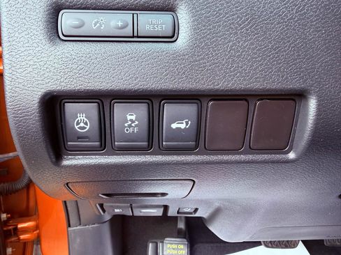 Used 2016 Nissan Murano Platinum w/ Platinum Technology Package AWD/4WD image 10