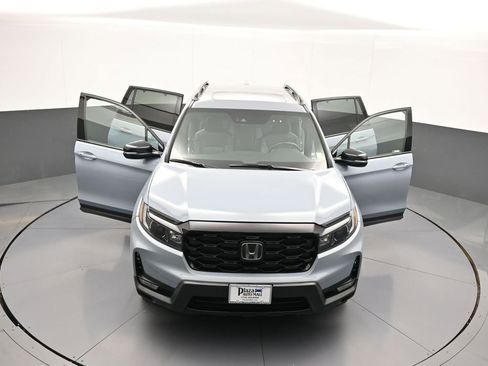 Certified 2023 Honda Passport Elite image 46