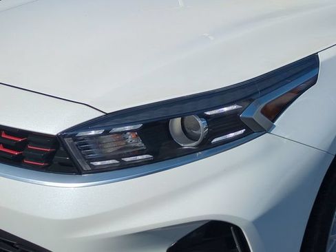 Used 2024 Kia Forte GT-Line FWD image 9