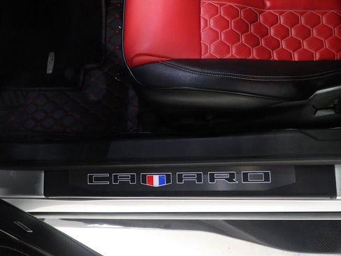 Used 2016 Chevrolet Camaro SS image 12