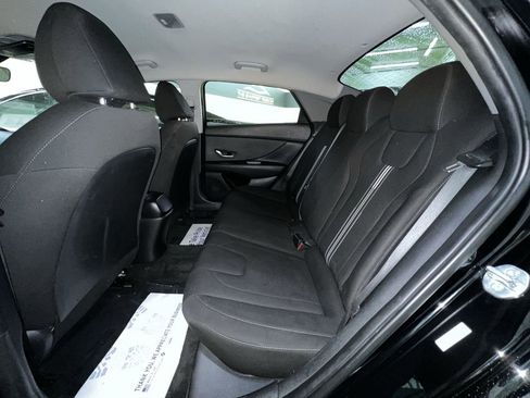 Used 2021 Hyundai Elantra SEL w/ Convenience Package FWD image 24
