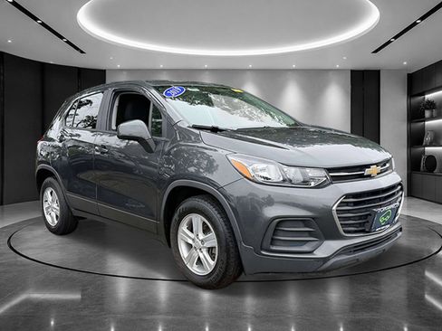 Certified 2019 Chevrolet Trax LS w/ Tint and Cruise Package FWD image 2