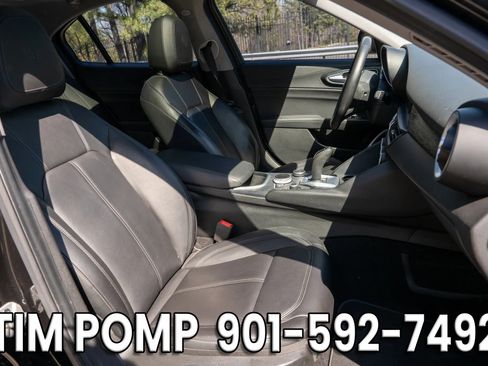 Used 2020 Alfa Romeo Giulia Sprint w/ Cold Weather Package AWD/4WD image 15