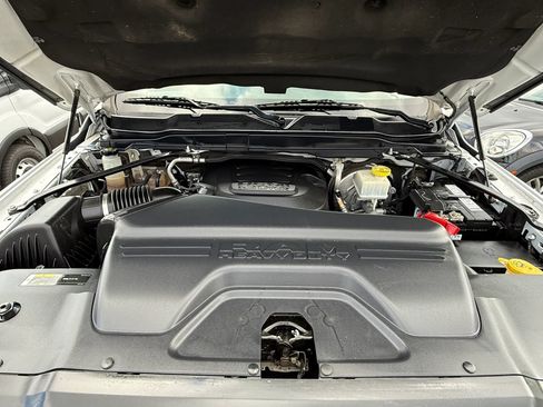 Used 2019 RAM 2500 Tradesman RWD image 4