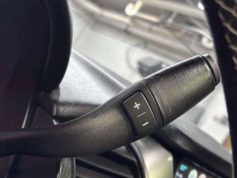 Used 2017 Chevrolet Tahoe LT AWD/4WD image 35