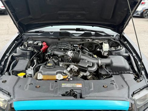 Used 2014 Ford Mustang Coupe RWD image 13