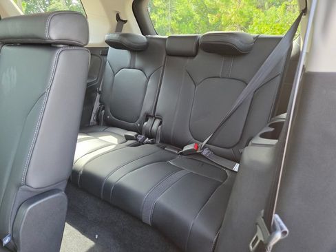 Used 2025 Honda Pilot EX-L image 22