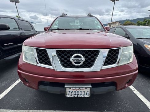 Used 2006 Nissan Frontier LE w/ (X01) Leather Pkg AWD/4WD image 3
