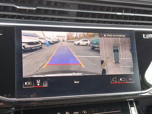 Used 2025 Audi Q7 2.0T Premium w/ Convenience Package image 17