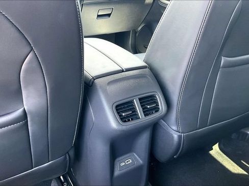 Used 2023 Buick Envision Essence FWD image 22