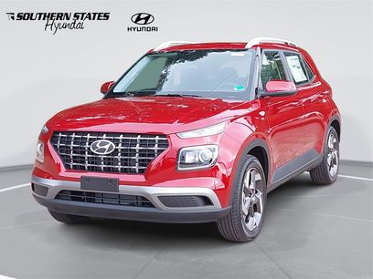 New 2025 Hyundai Venue SEL