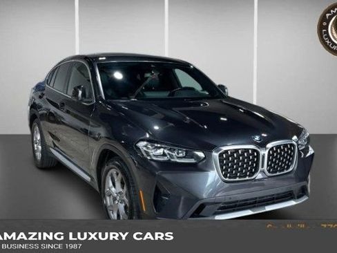 Used 2022 BMW X4 xDrive30i w/ Convenience Package image 1