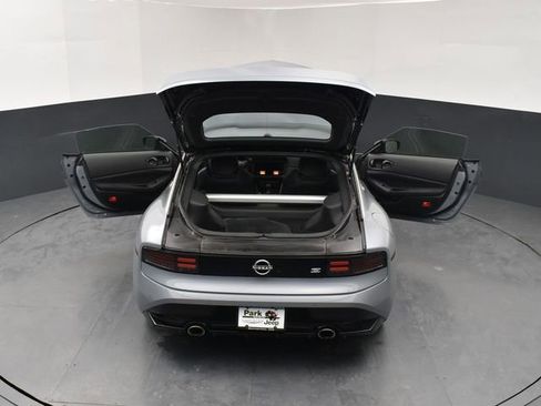 Used 2024 Nissan Z Performance w/ Floor Mat Package RWD image 29