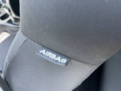 Used 2015 Ford Fiesta SE FWD image 23