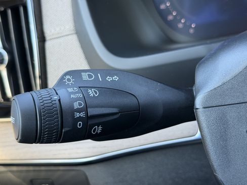 New 2026 Volvo XC90 B6 Plus w/ Protection Package image 27