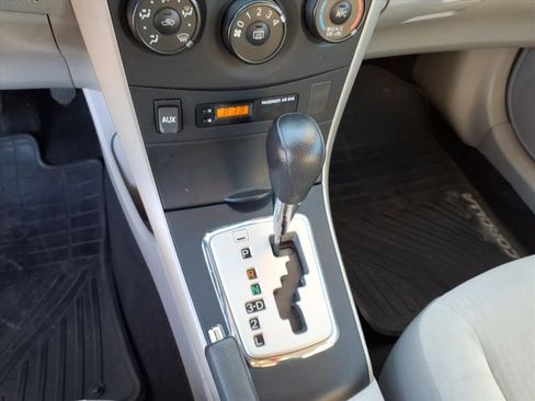 Used 2010 Toyota Corolla LE image 31