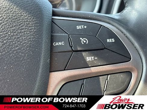 Used 2019 Jeep Cherokee Limited AWD/4WD image 20