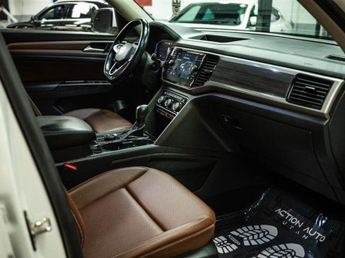 Used 2021 Volkswagen Atlas SEL image 15