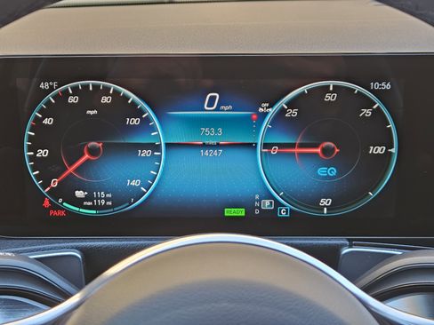 Certified 2023 Mercedes-Benz EQB 250+ image 17